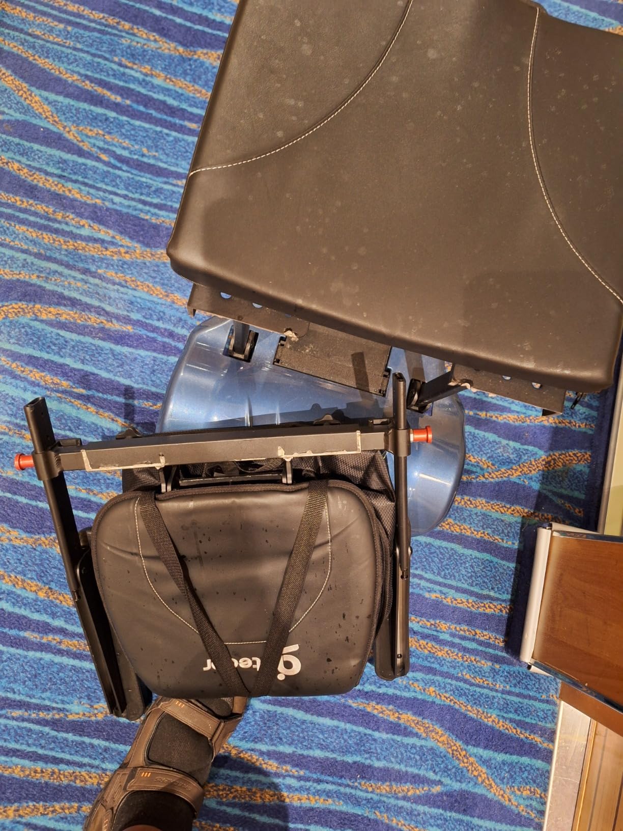 Aotedor Mobility Scooter for Adults, 36 lbs Travel Scooter, Dual Batteries customer photo 2