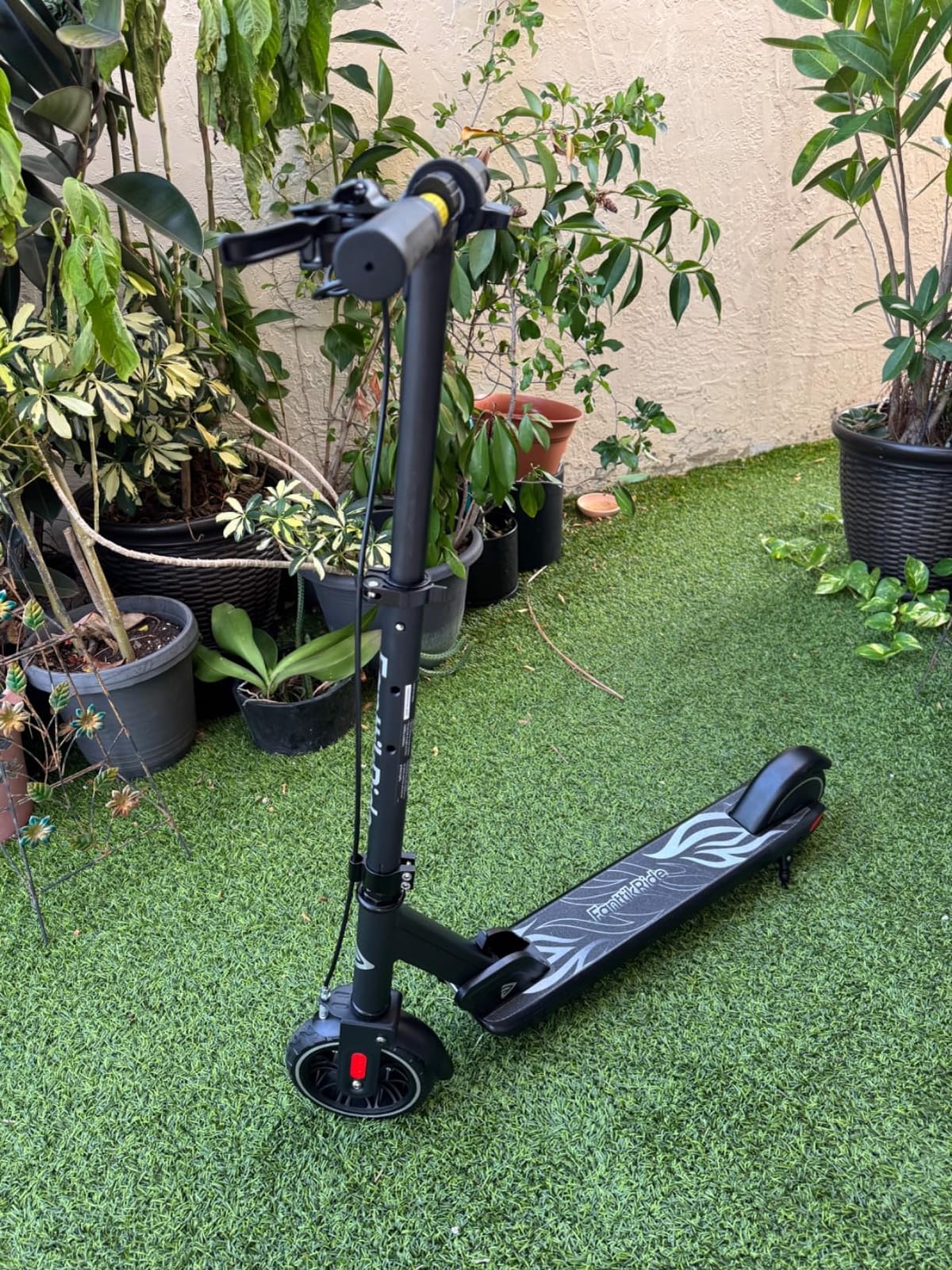 FanttikRide T9 Electric Scooter for Big Kids & Teens 4.3-5.6 ft, 154 lbs, 7/10/12 MPH, LED Battery Display, 3 Adjustable Heights, Foldable Escooter with Dual Braking, 7
