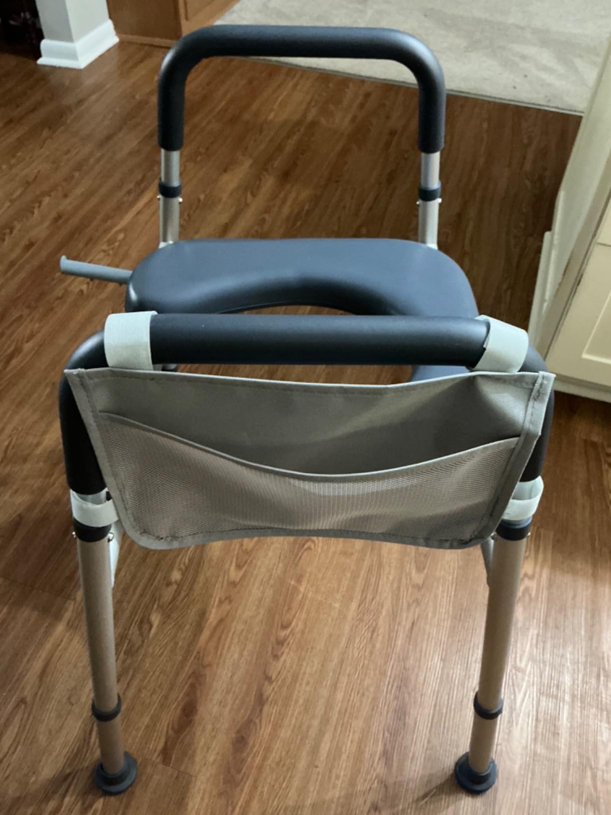 HOMLAND Toilet Seat Risers for Seniors, Raised Toilet Seat with Handles customer photo 1