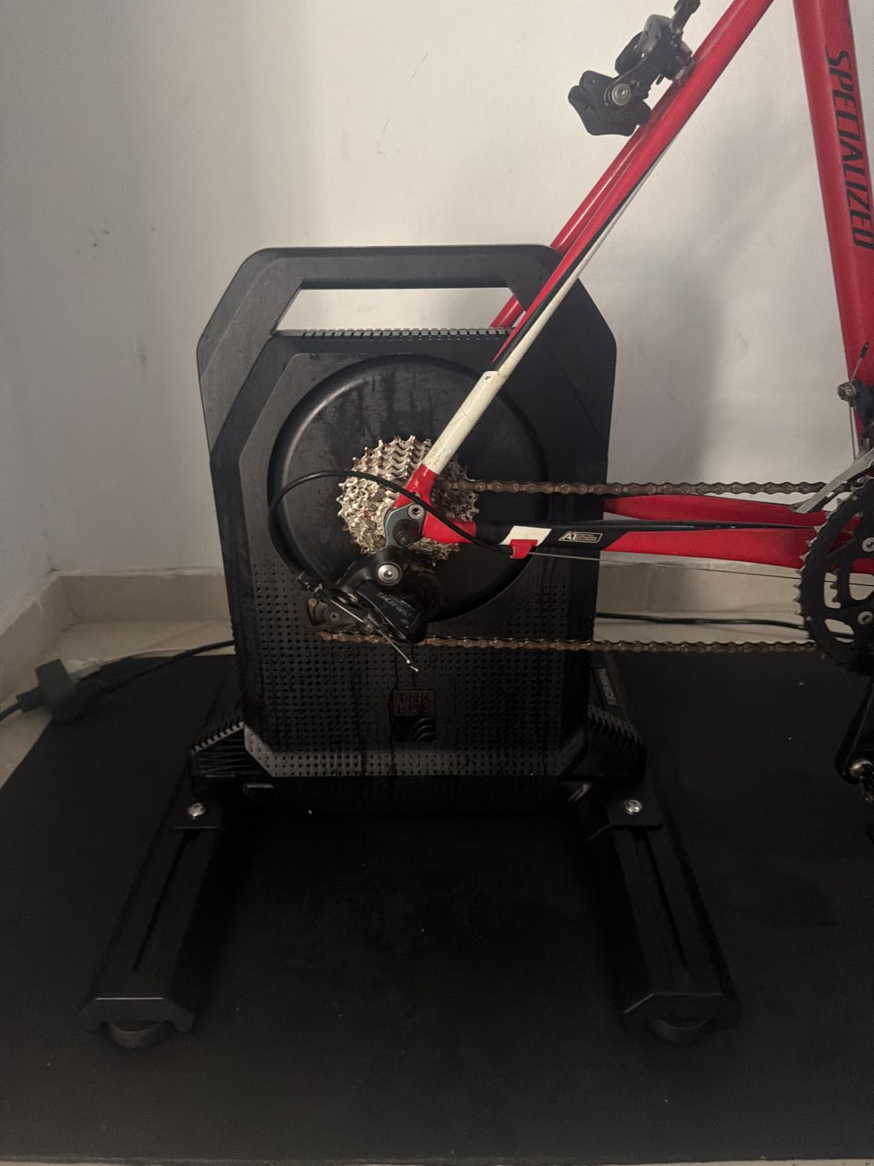 ThinkRider XXPRO Smart Bike Trainer，2500W，25% Gradient，ANT + & BLE customer photo 2
