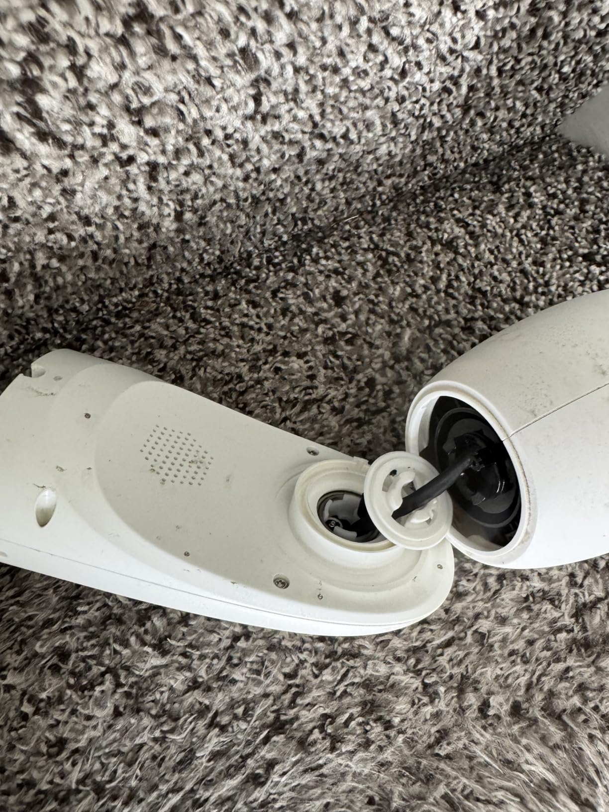 Tapo 4K Wired Pan/Tilt Outdoor Security Camera, C560WS, 360° View customer photo 1