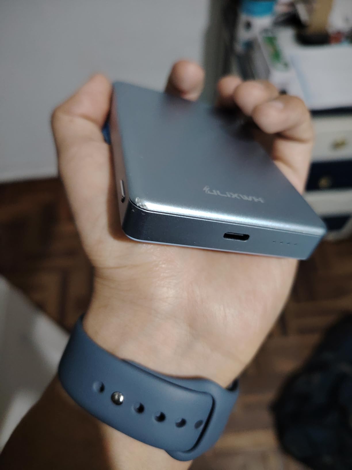 ULiXWH 10,000mAh for MagSafe Power Bank Ultra-Slim Metal-Alloy customer photo 1