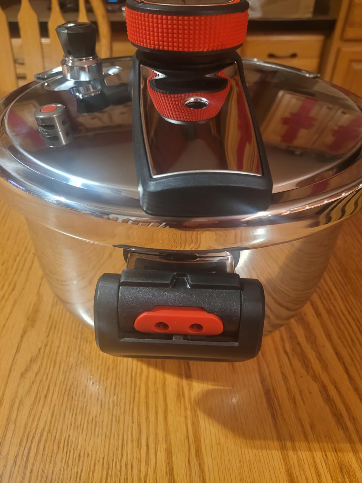 12.6QT Commercial Thickened 304 Stainless Steel Pressure Cooker, 8 Heavy-Duty Safety Protection, 70% Faster Cook Stock Pot for Catering & Batch Home Canning customer photo 1