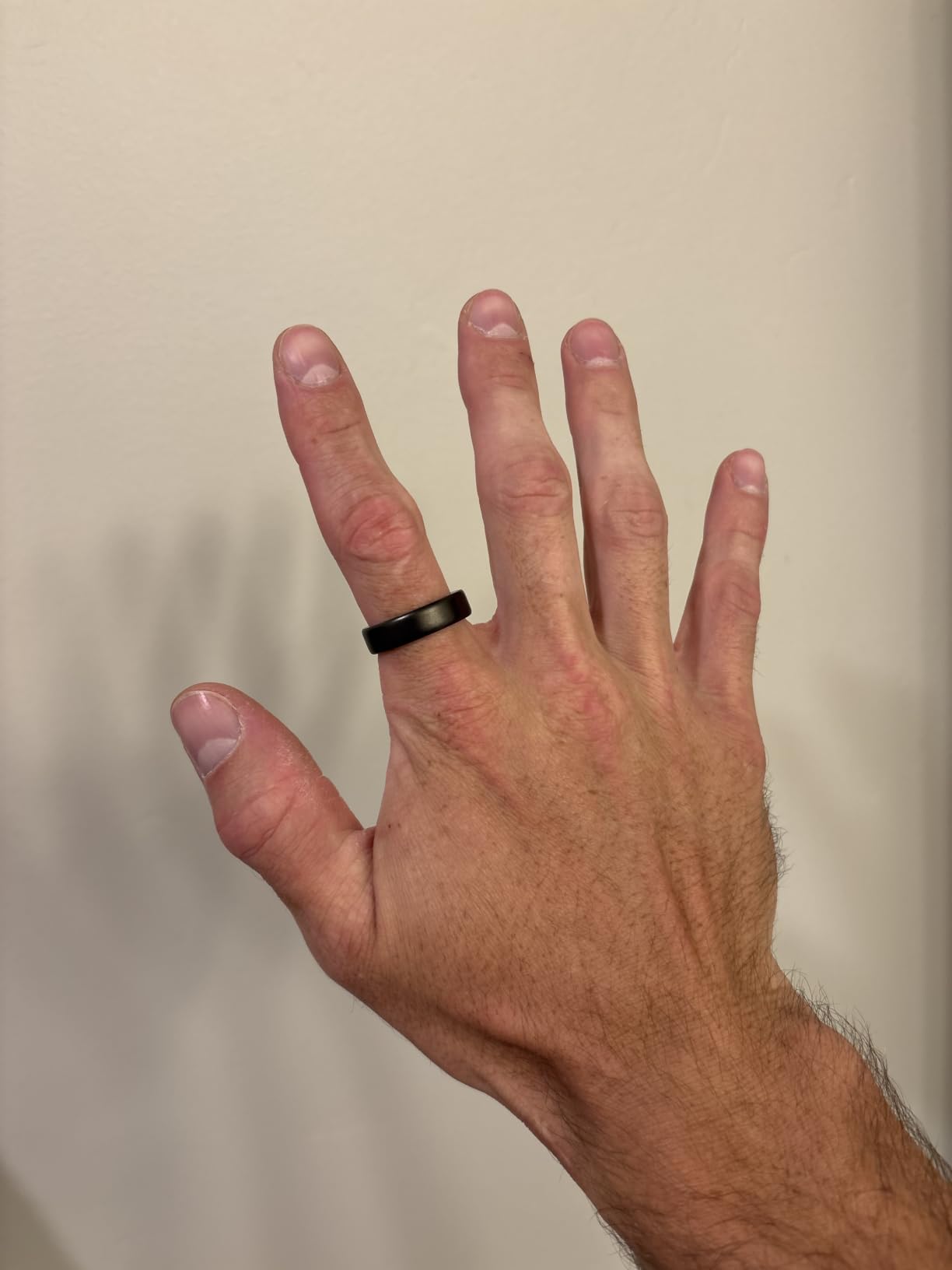 Oura Ring 5 Smart Wearable - Gold - Size 8 - Fitness & Sleep Tracker customer photo 1